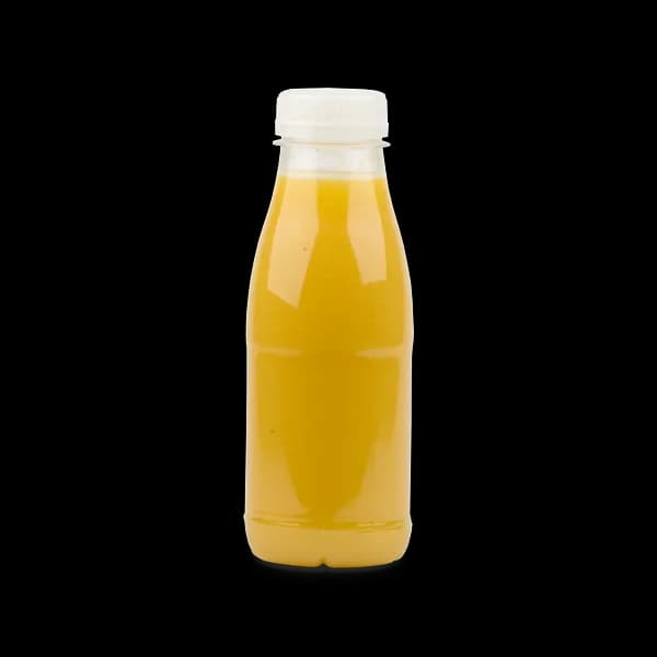 Orangensaft in der 330-ml-Flasche