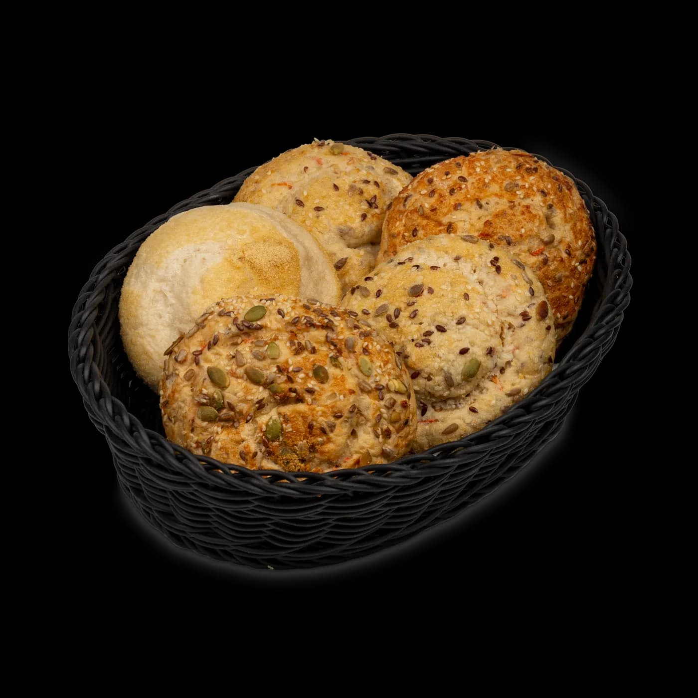 Kleiner Brotkorb mit 5 großen, glutenfreien Brötchen