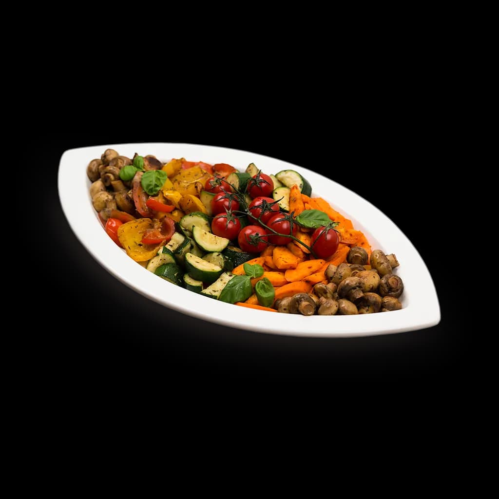Antipasti-Platte mit mariniertem, gegrilltem Gemüse