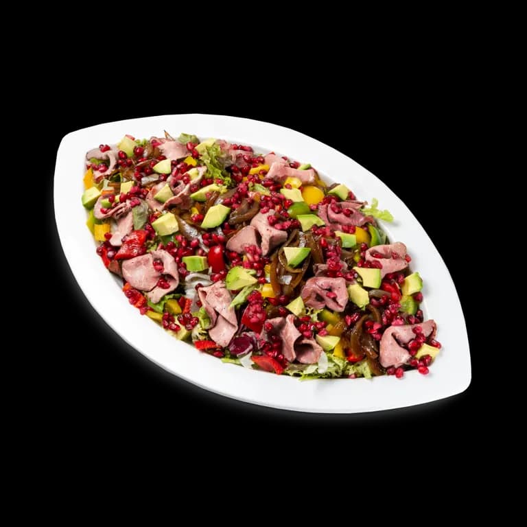 Platte Rind Deluxe Salat mit Roastbeef, Avocado und Granatapfel