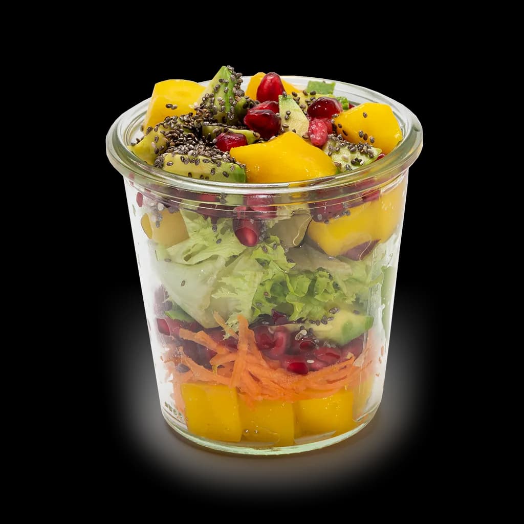 Fit n' Healthy Salat im Weckglas mit frischem Obst und Gemüse